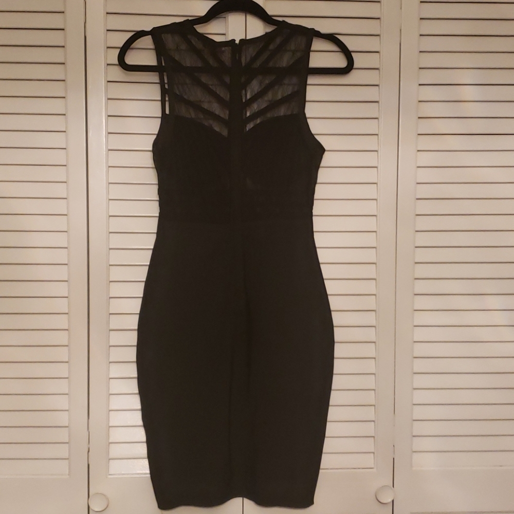 Dress - Picture 3 of 3